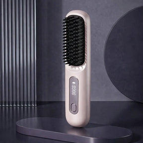 Jetta | Brosse coiffante pour cheveux courts – VolumeLift™ (STOCK LIMITÉE)